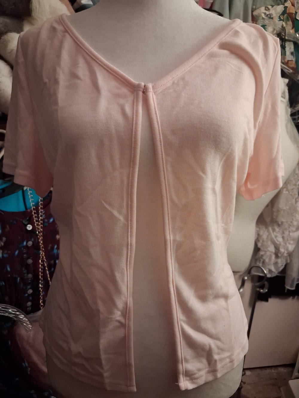 New, Tag,Light Pink Short Sleeve Cardigan Shrug With Hook & Eye Closure, Size M